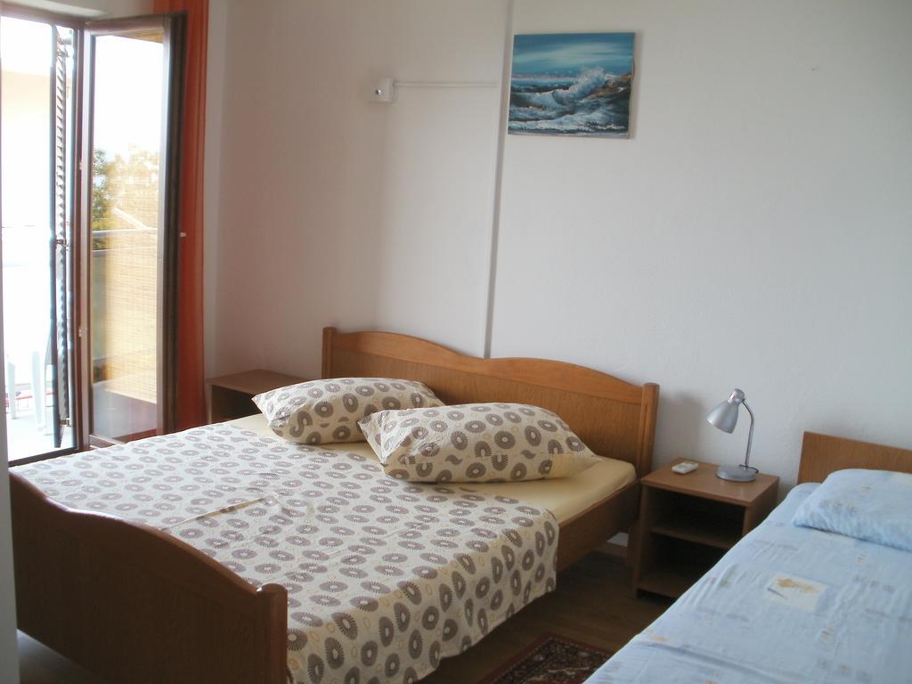 Beach Apartments Toni 포드스트라나 객실 사진